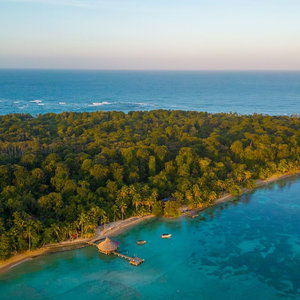 Hotel Casa Cayuco Eco-Adventure Lodge cazare Bastimentos