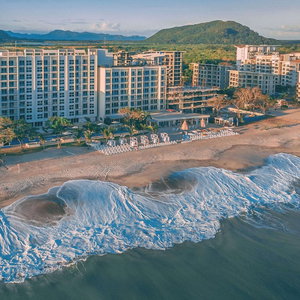 Hotel Radisson Riviera Panama cazare Libano