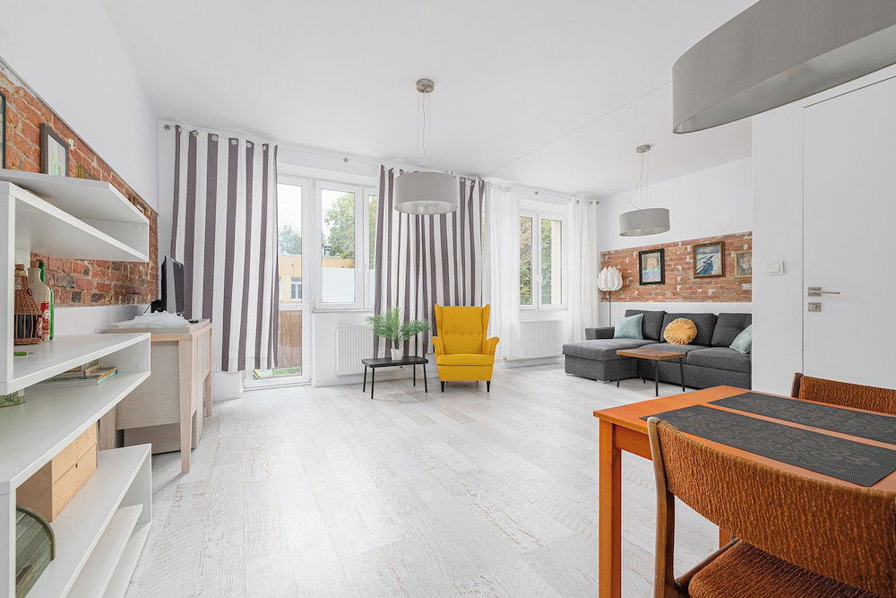 Hotel Rentplanet - Apartament Mirów Ii