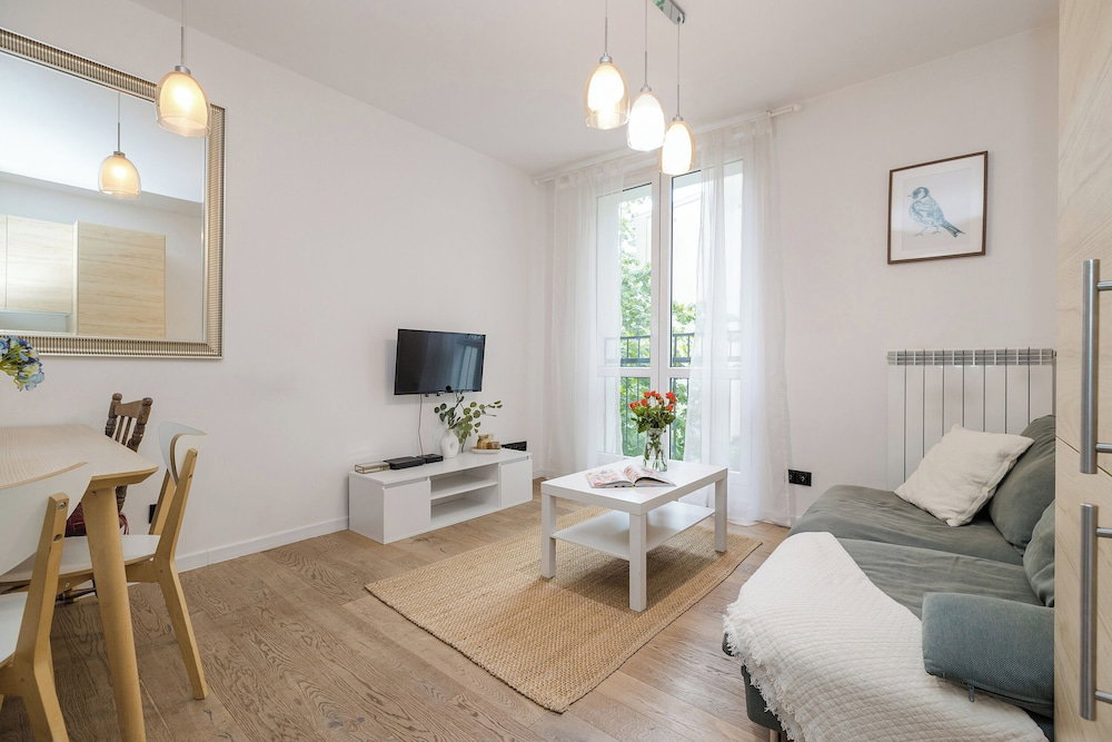Hotel Shortstaypoland Stępińska B181