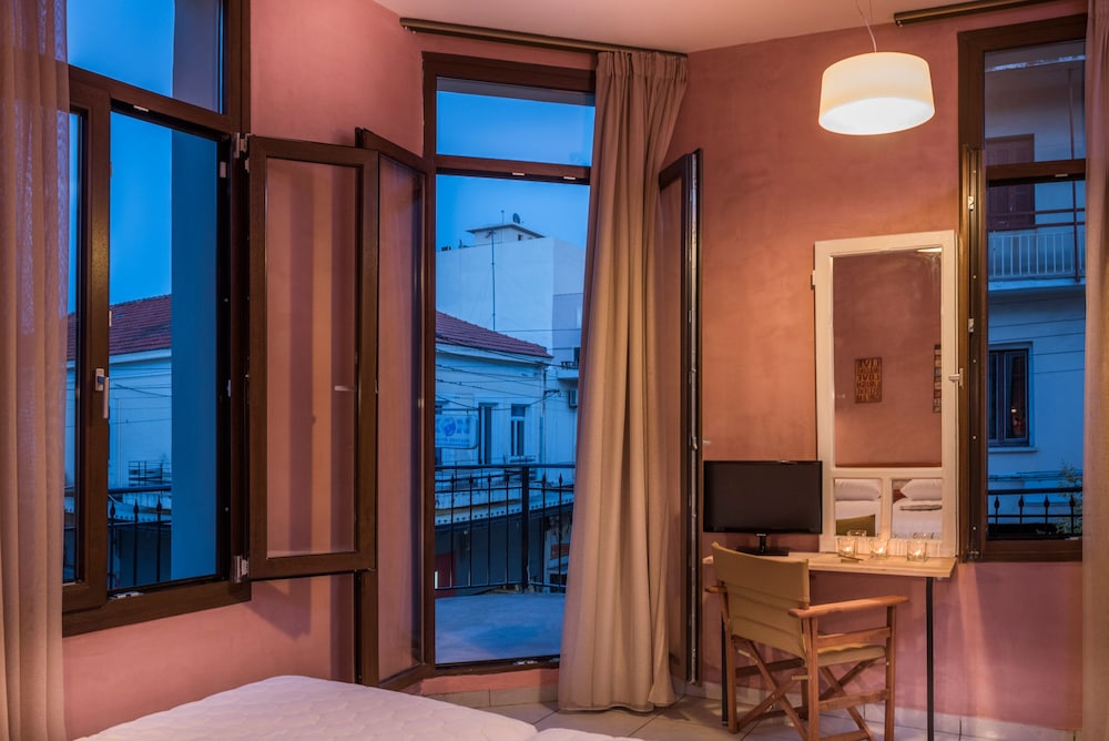 Thejoy Hotel