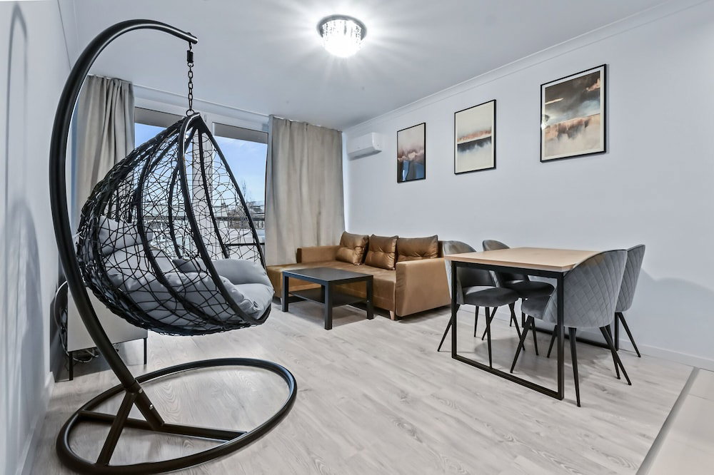 Hotel Rentplanet - Apartament Muranów