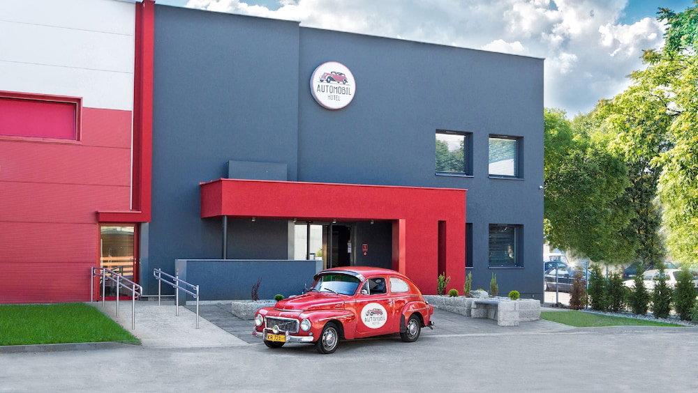 Hotel Automobil Hotel