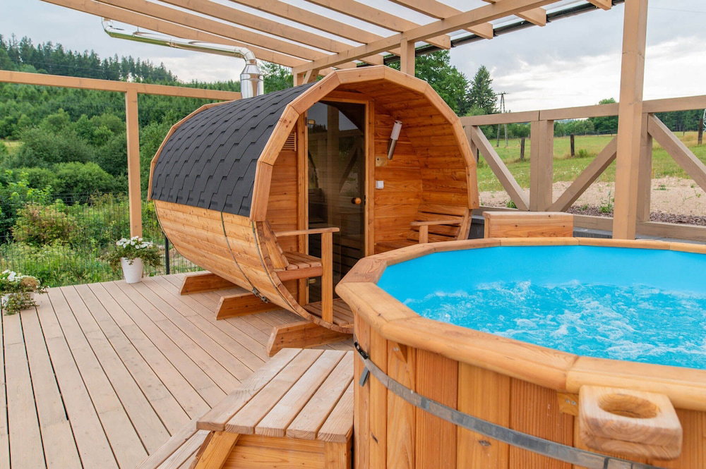 Hotel Cottage In Duszniki Near Ski Slopes