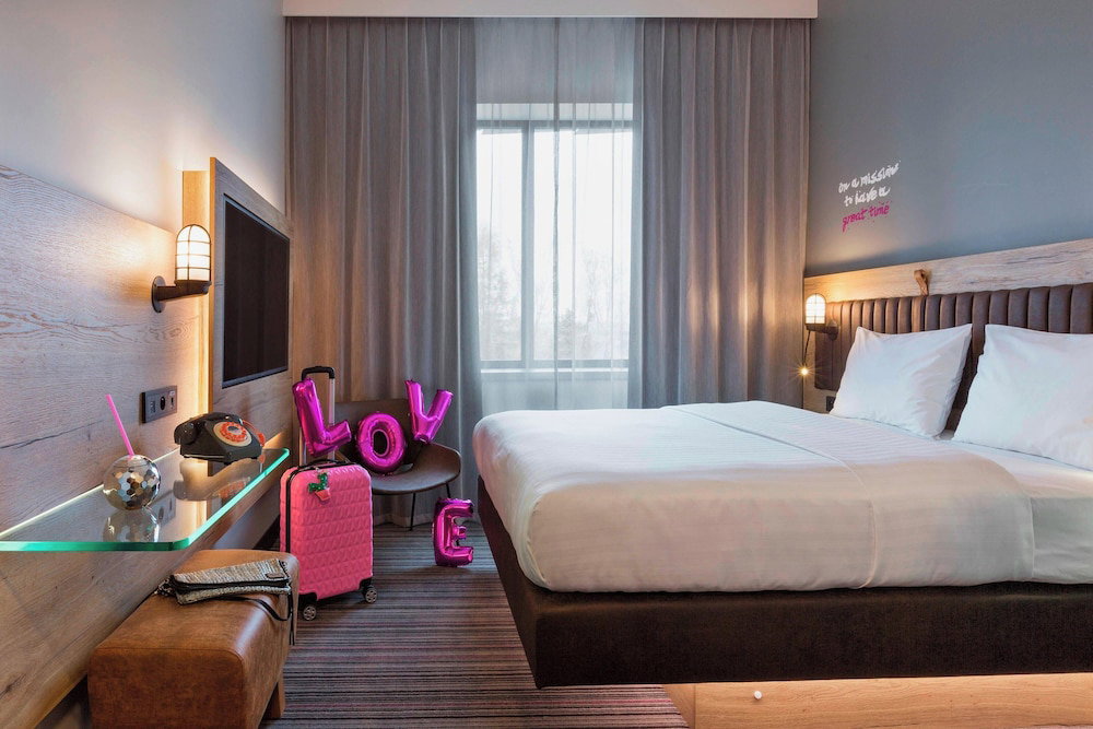 Hotel Moxy Katowice Airport
