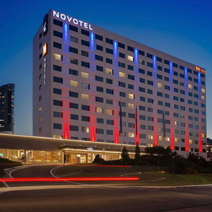 Hotel Novotel Wroclaw Centrum cazare Krzyki