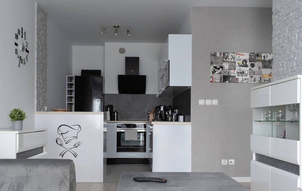 Hotel Rentplanet - Apartament Przy Lotnisku