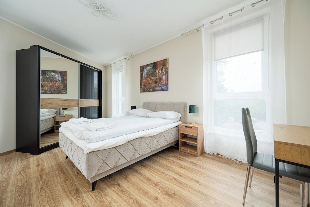 Hotel Rentplanet - Apartament Szeligowska