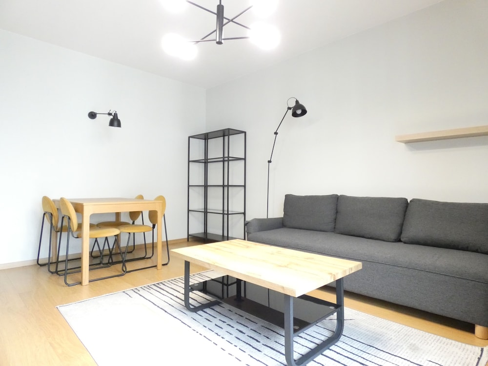 Hotel Rentplanet - Apartament Brneńska