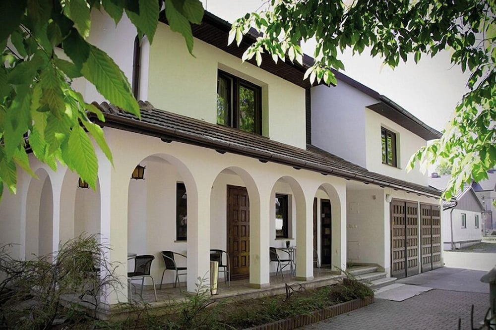 Hotel 4.Friends Hostel