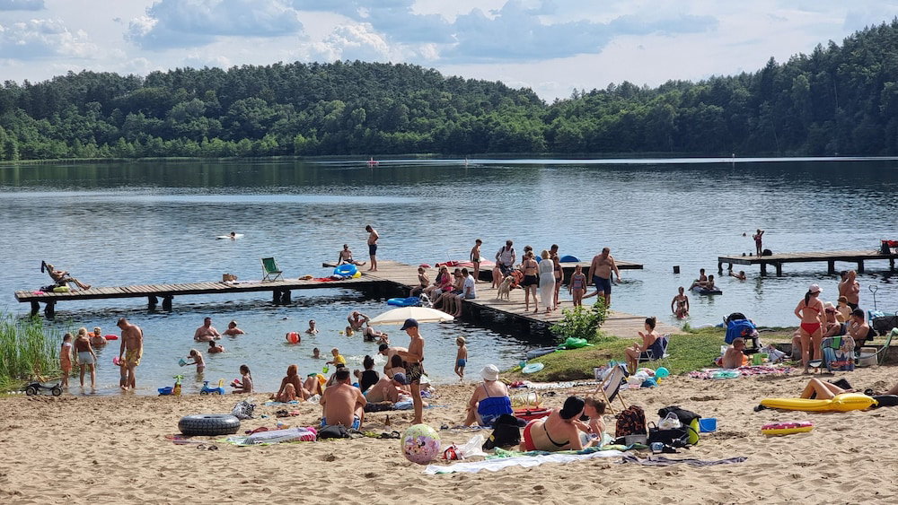 Hotel Ośrodek La La Las - Domki Letniskowe W Lesie Nad Jeziorem