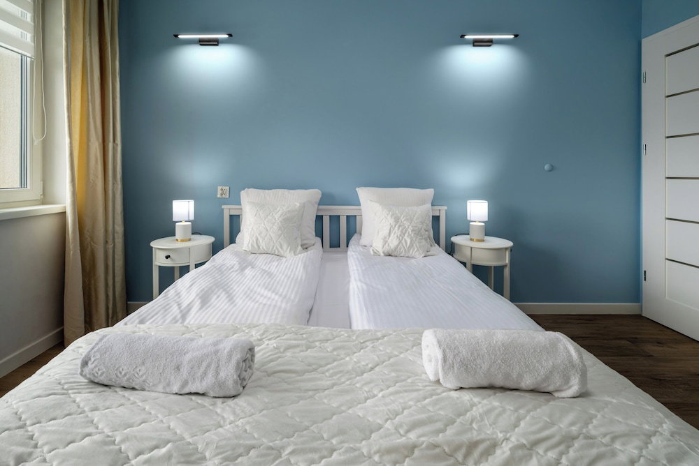 Hotel Rentplanet - Apartament Brzoskwiniowa