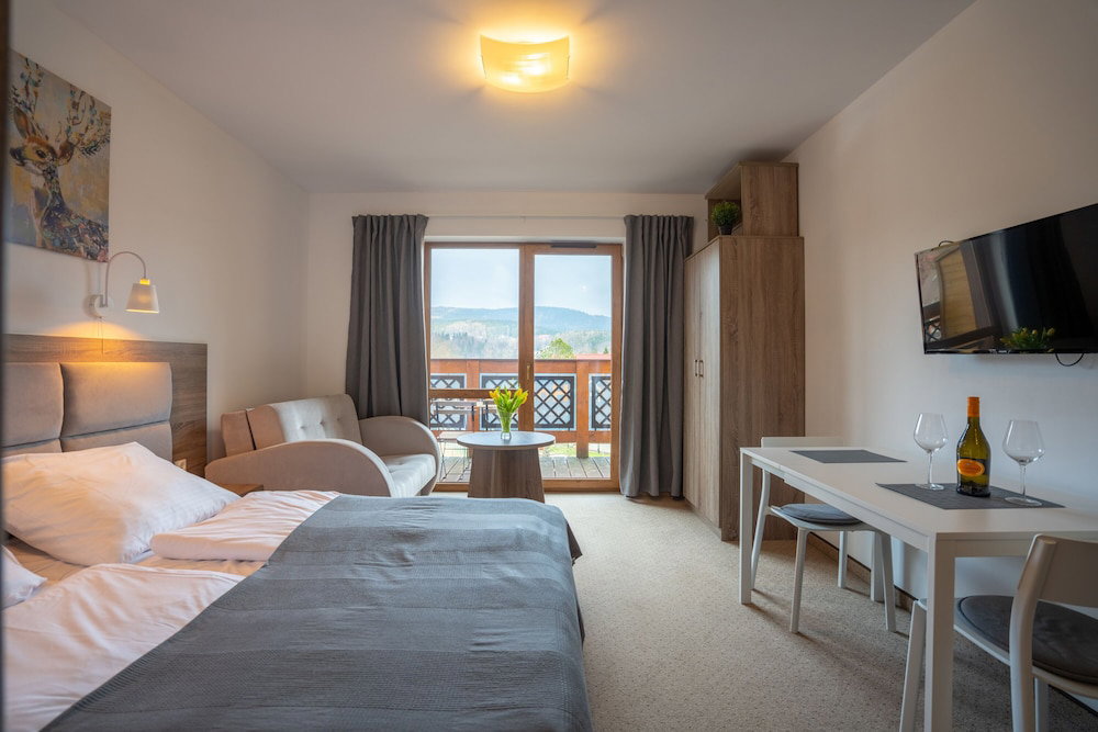 Hotel Rentplanet - Apartamenty Okrzei