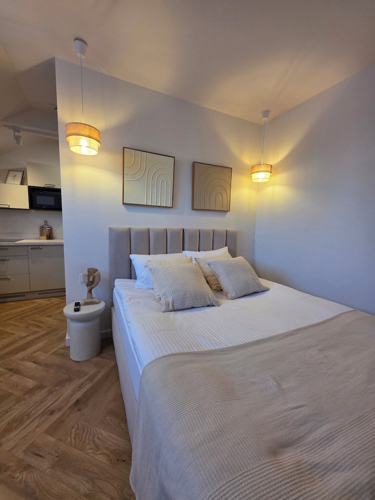 Hotel Nowotarska 25