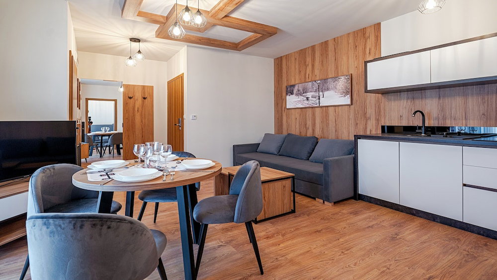 Hotel Apartamenty Sun & Snow Ski Apartments
