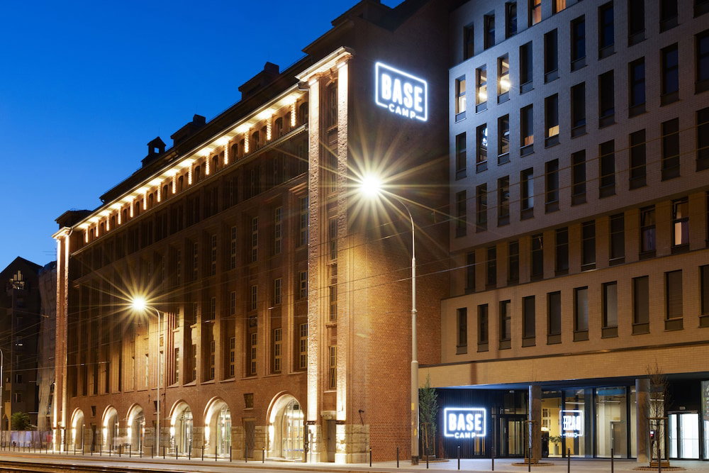 Hotel Basecamp Wrocław