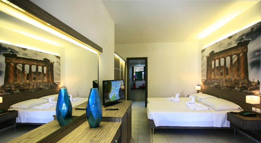 dal travel Katrin Suites
