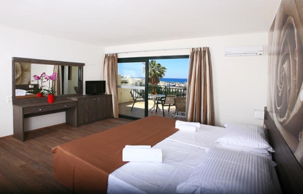 dal travel Katrin Suites