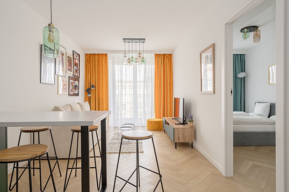 Hotel Rentplanet - Przedmieście Oławskie
