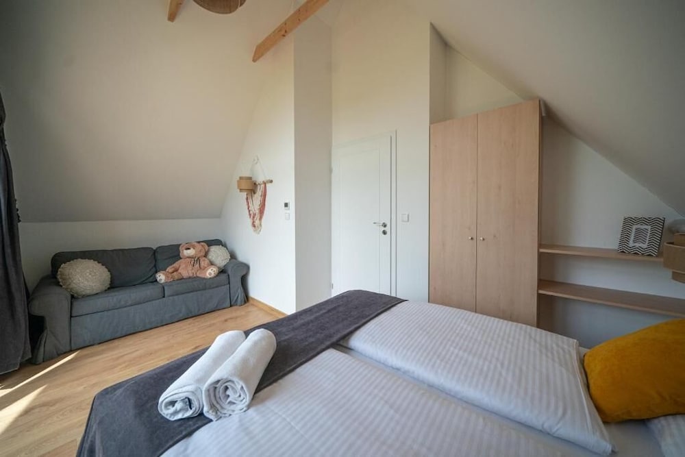 Hotel Miodowe Domki