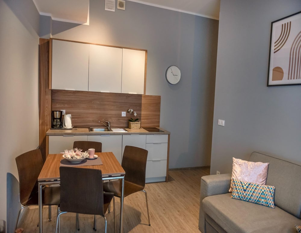 Hotel Nice, Cozy Apartment Very Close To The Beach