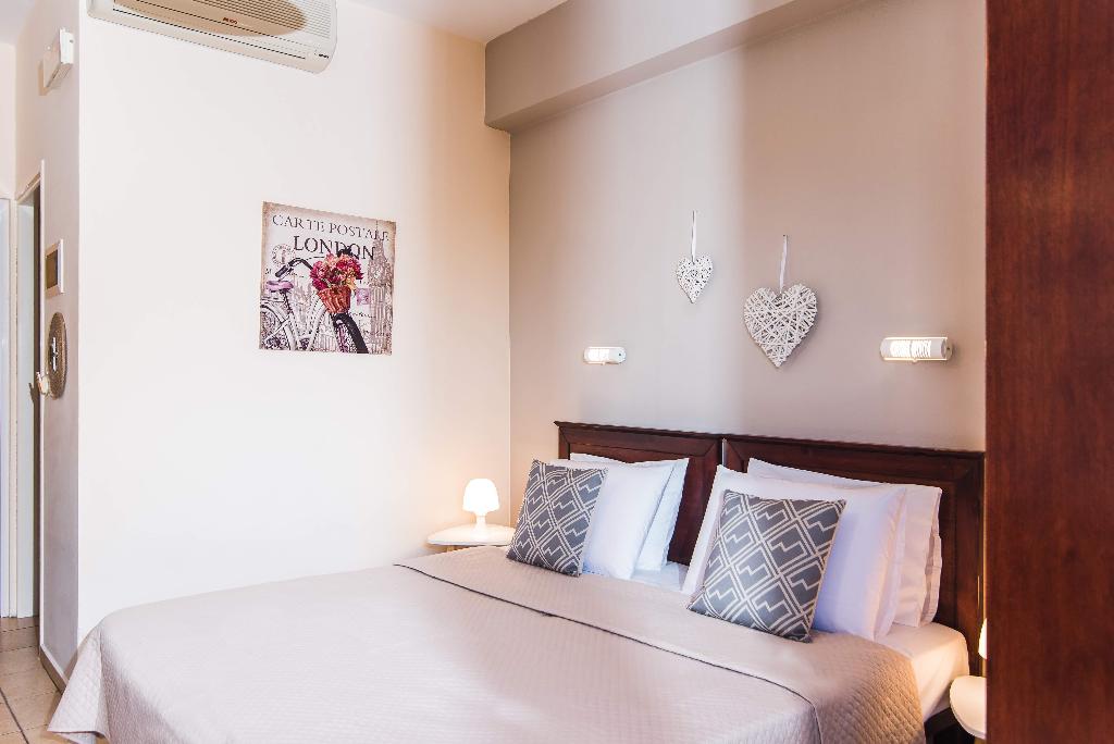 Hotel Mirage Studios