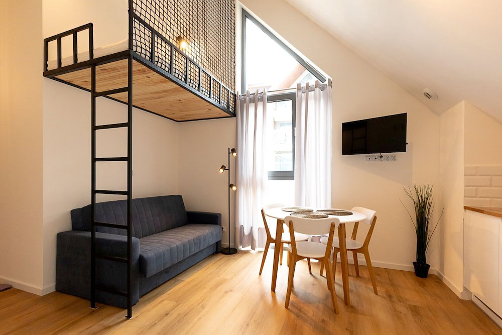 Hotel Rentplanet - Kras Resort