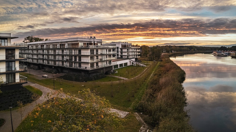 Hotel Prywatne Apartamenty Sun & Snow W Porta Mare Marina