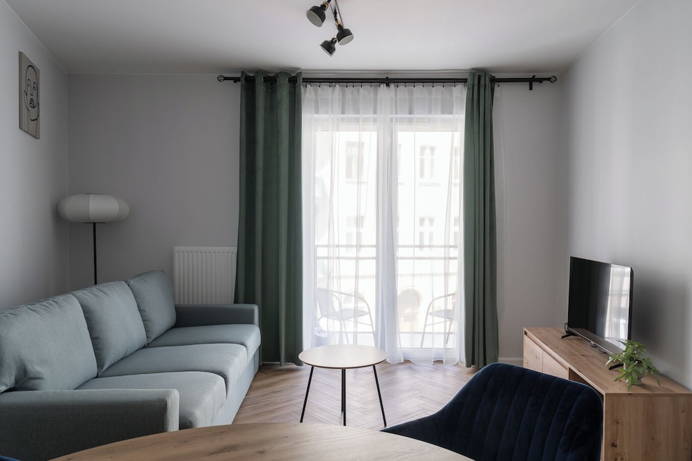 Hotel Rentplanet - Apartament Mikołaja Reja