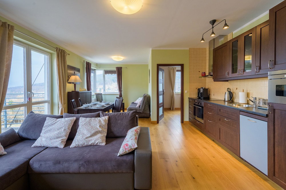 Hotel Apartament Cichy - Apartamenty 5D