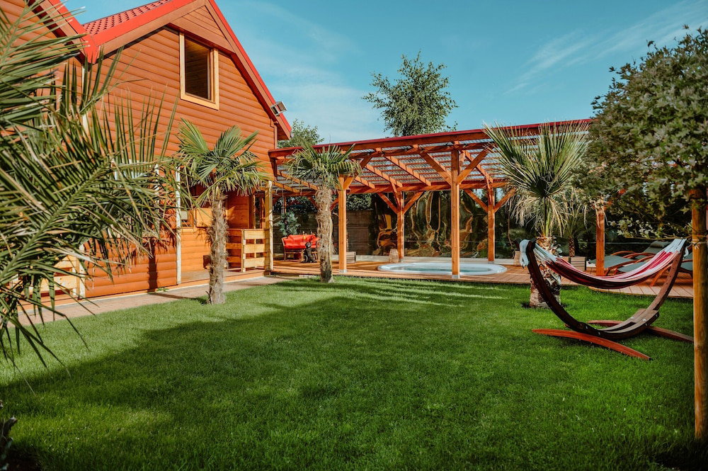 Hotel Comfortable Houses With A Spa Zone