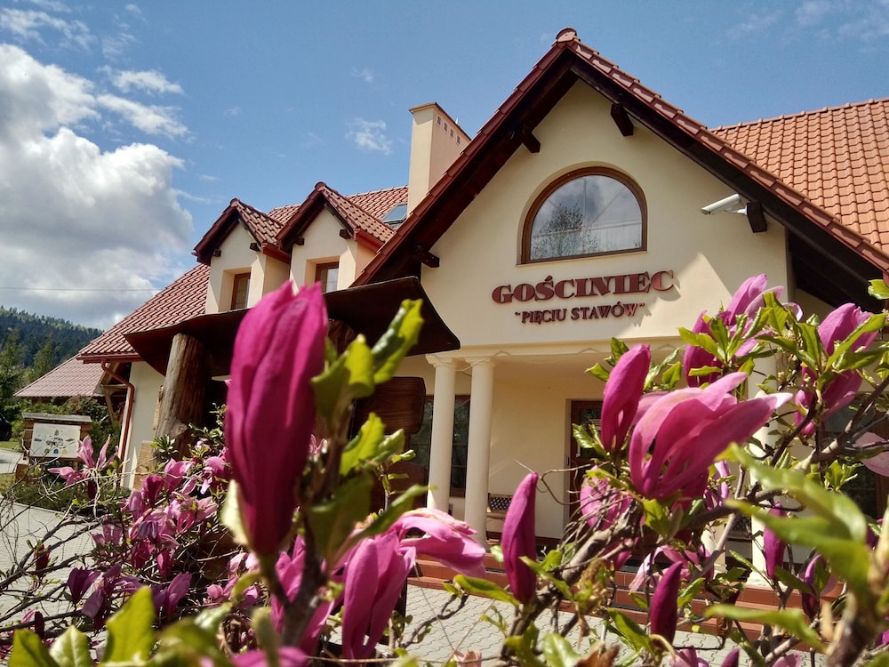 Hotel Gosciniec Pieciu Stawow