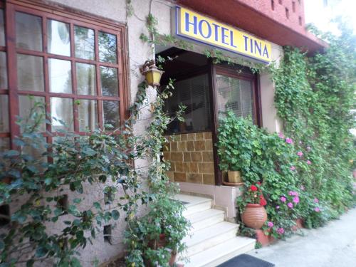 dal travel Tina Hotel