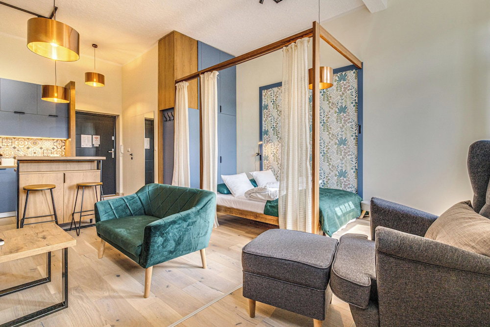 Hotel Rentplanet - Powstańców Śląskich