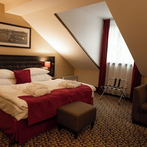 Hotel Hotel Red Baron cazare Swidnica