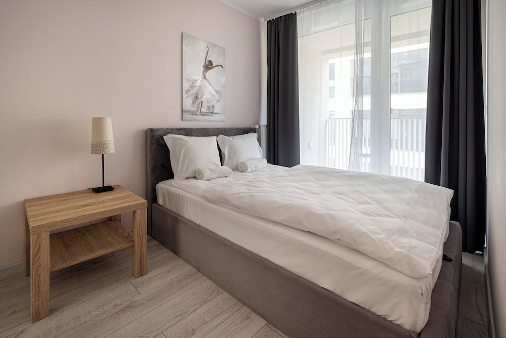 Hotel Rentplanet - Apartament Braniborska Ii
