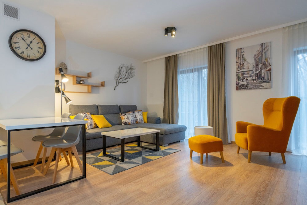 Hotel Rentplanet - Apartamenty Górna