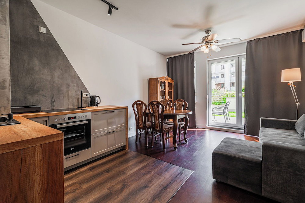 Hotel Rentplanet - Apartament Piękna Z Tarasem