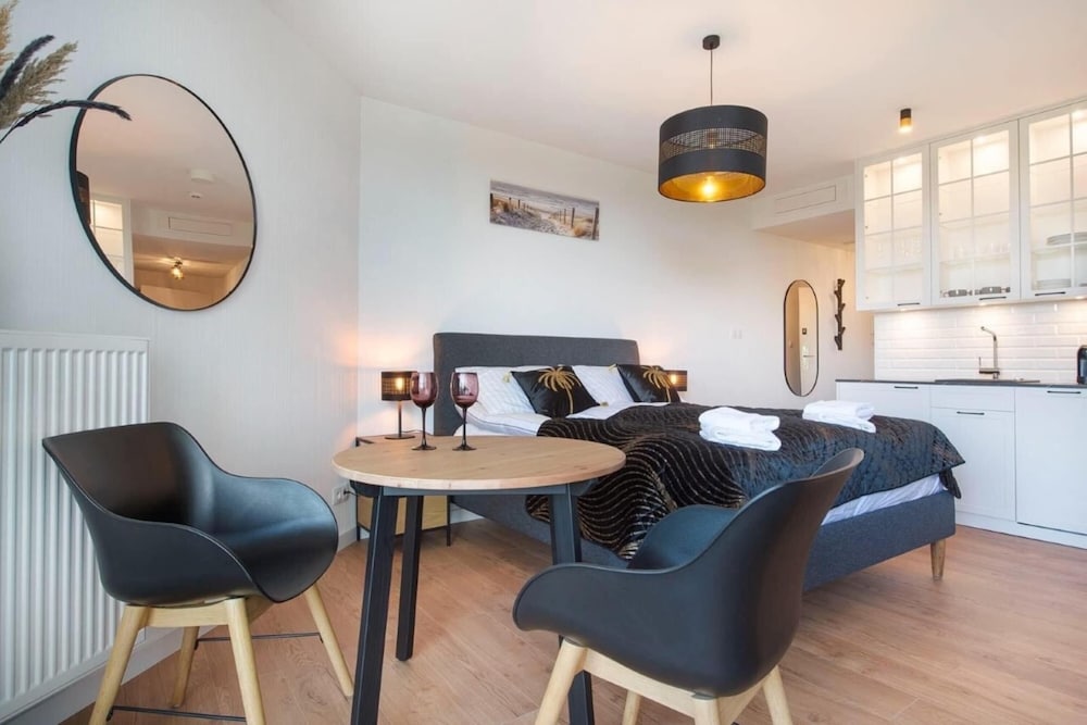 Hotel Apartment In Pobierowo With Beach Access