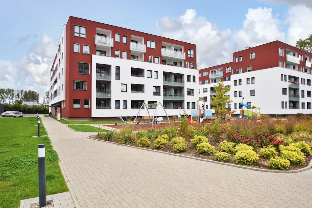 Hotel Rentplanet - Cztery Pory Roku