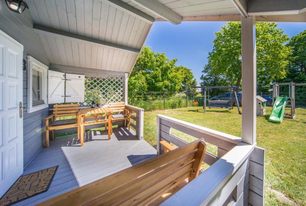 Hotel Holiday Home Dziwnowek Near Baltic Sea