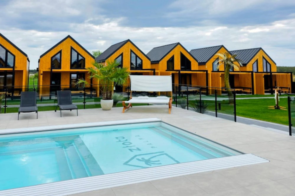 Hotel Large Holiday Home, Swimming Pool, Sauna, Jacuzzi