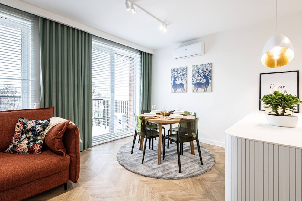 Hotel Menta Panorama Apartment Widok Na Oper Nova Brd