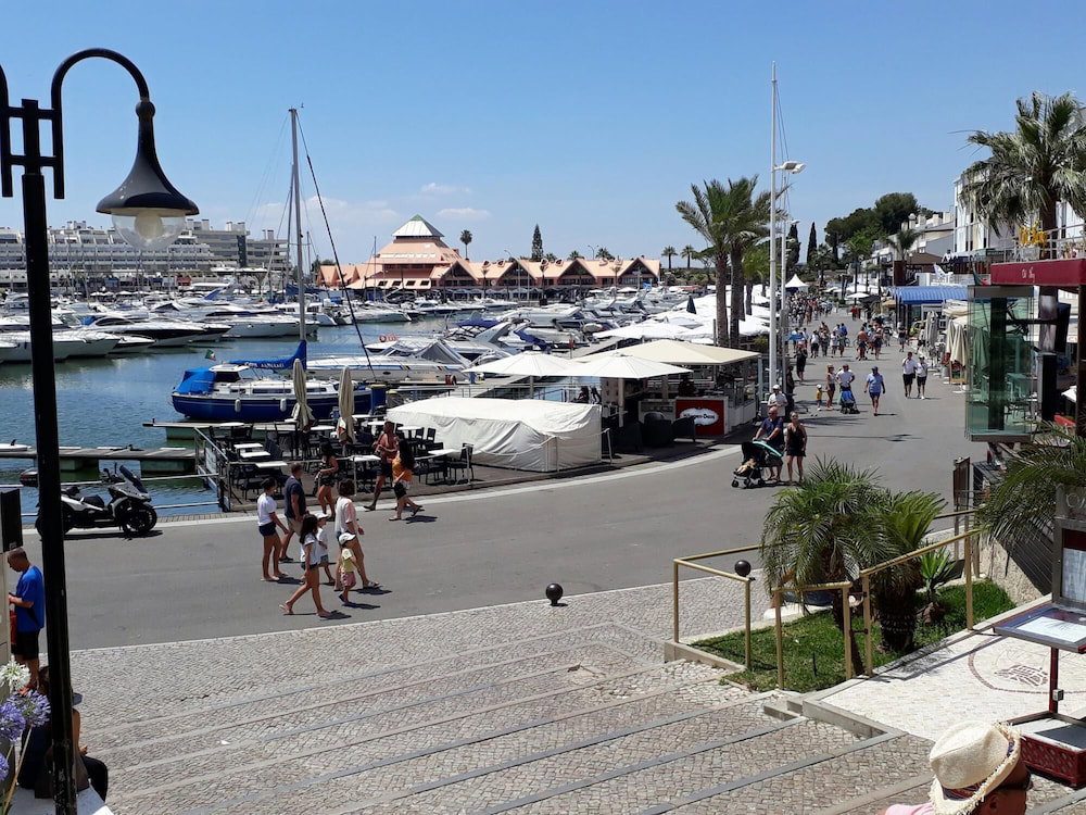 T1 Sol Nasc Piscina Wi-Fi 10Min Marina 4 Pessoas