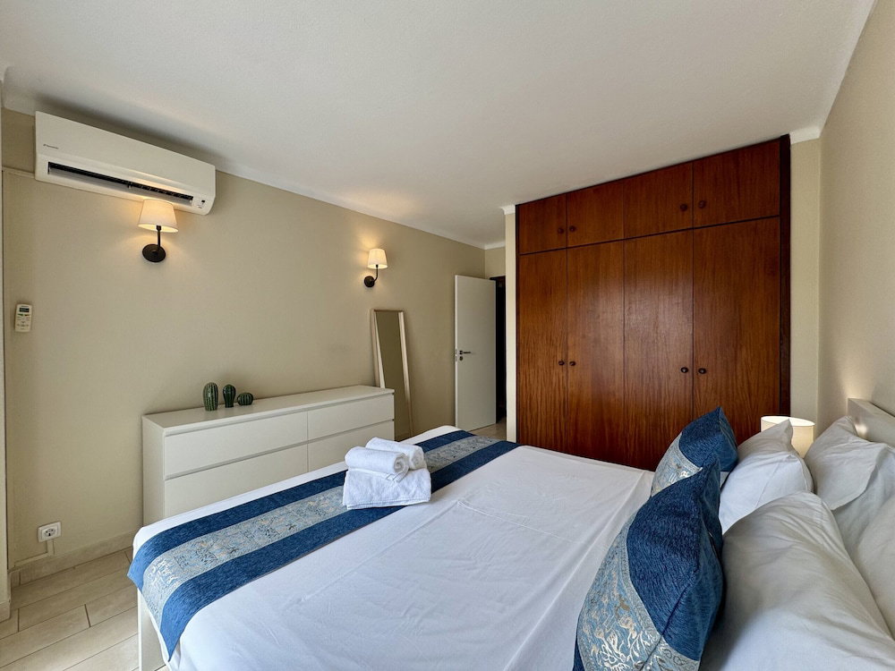 Vilamoura Charming 3 With Pool By Homing