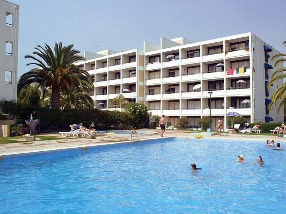 Hotel Parque Mourabel- Pe Do Lago- Oasis Village