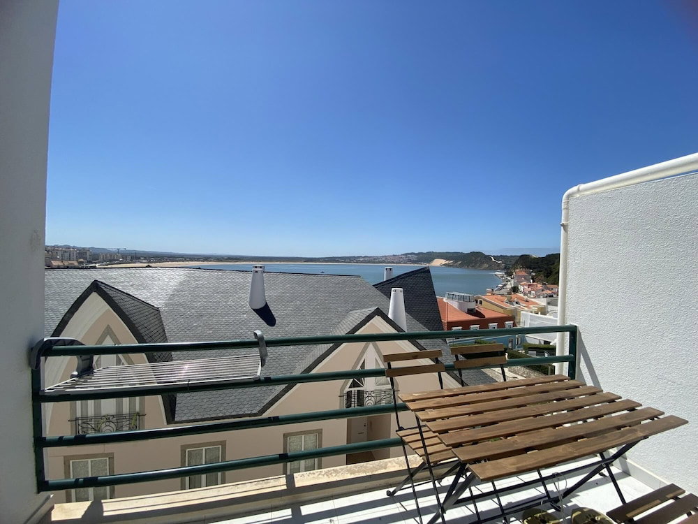 Hotel Baia - With A Bay View