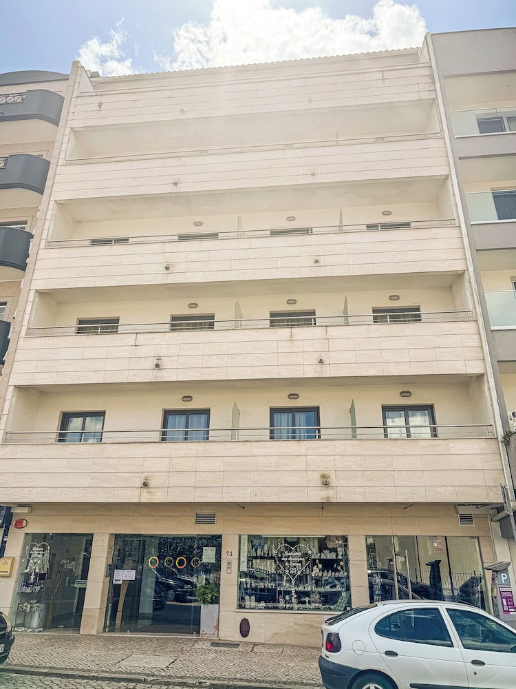 Hotel Hotel 13 De Outubro By Umbral