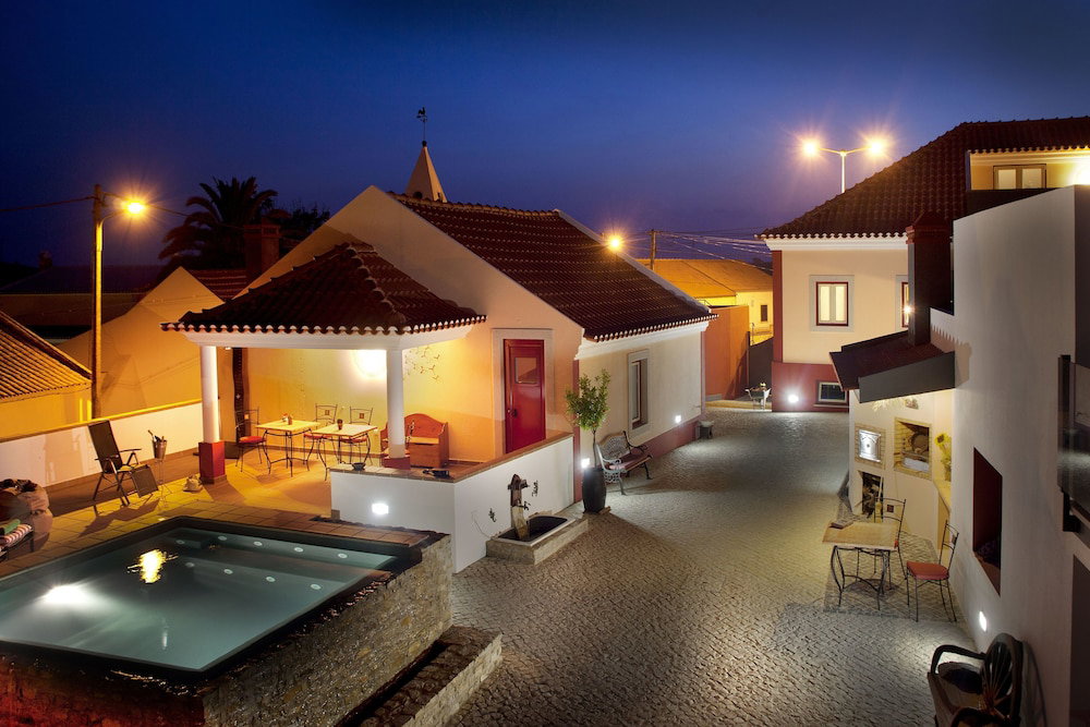 Hotel Artvilla