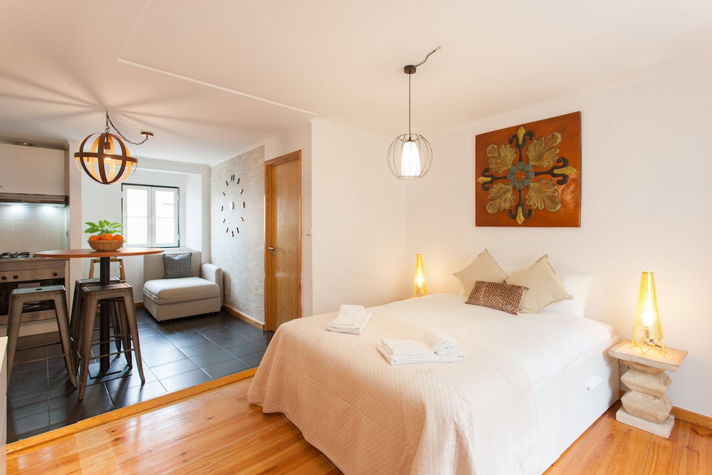Hotel Moniz Studio Apartment - By Lu Holidays